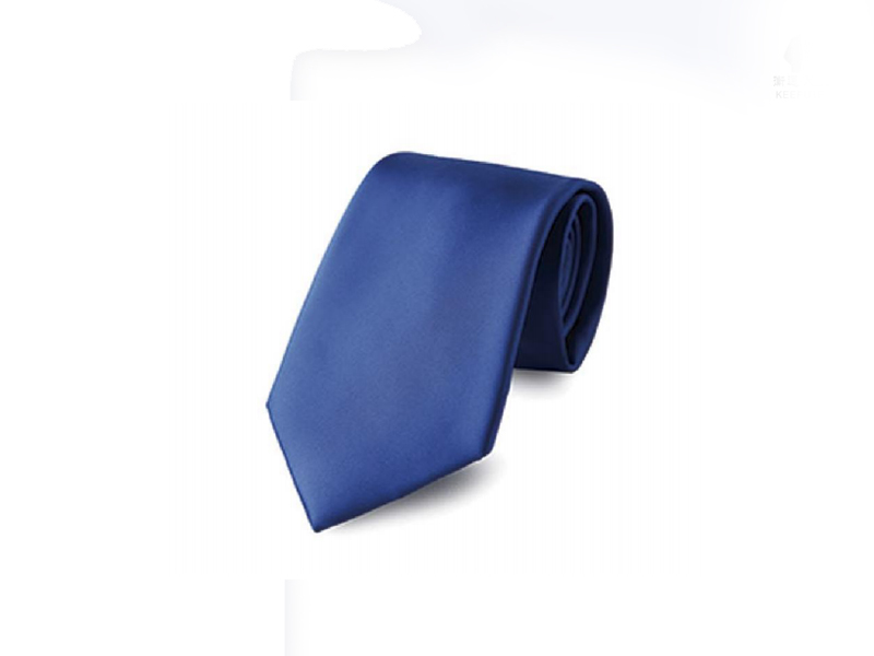 還在為西服如何配領(lǐng)帶而發(fā)愁嗎？